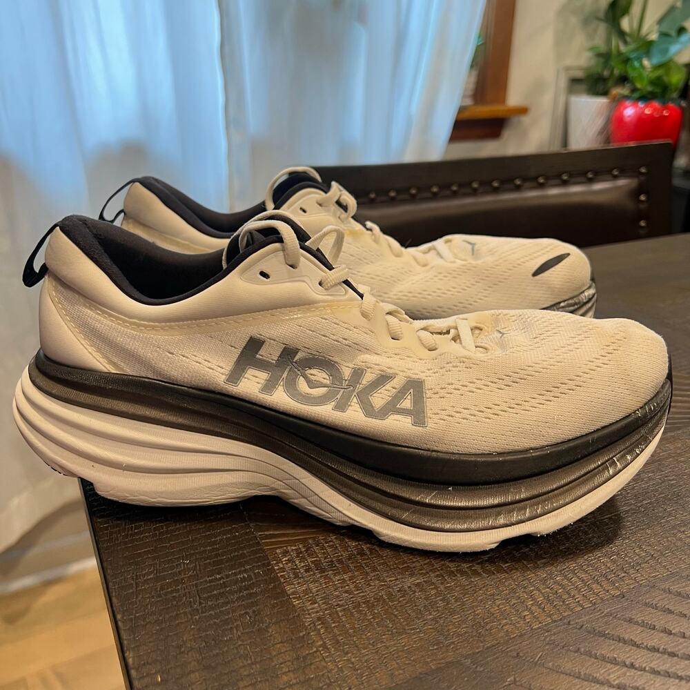 Hoka Bondi 8 black and white running shoes men 9 D